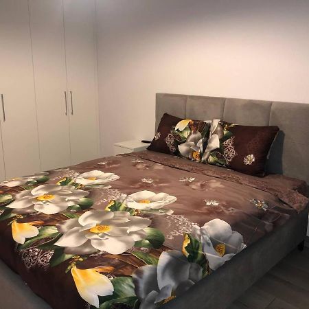كييف 25D-Floor Sky Luxury Apartment! Fantastic View! المظهر الخارجي الصورة