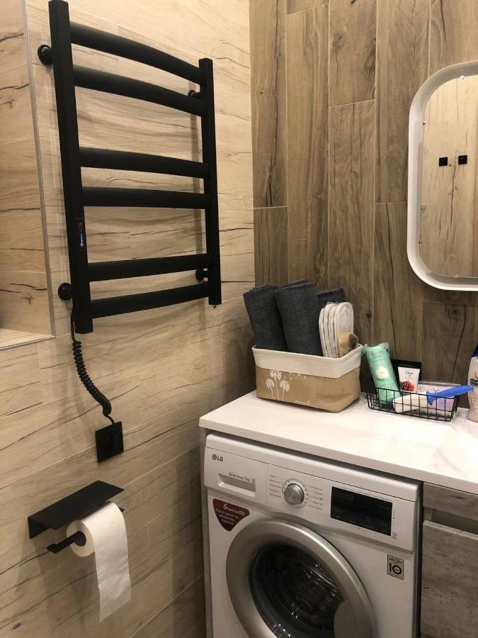 كييف 25D-Floor Sky Luxury Apartment! Fantastic View! المظهر الخارجي الصورة